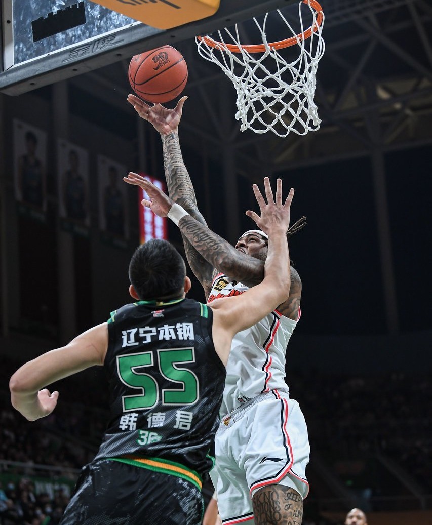 爱游戏体育app下载丹佛掘金迎CBA常规赛关键赛，今晚伤情更新，管理层满意，控场能力受关注的简单介绍